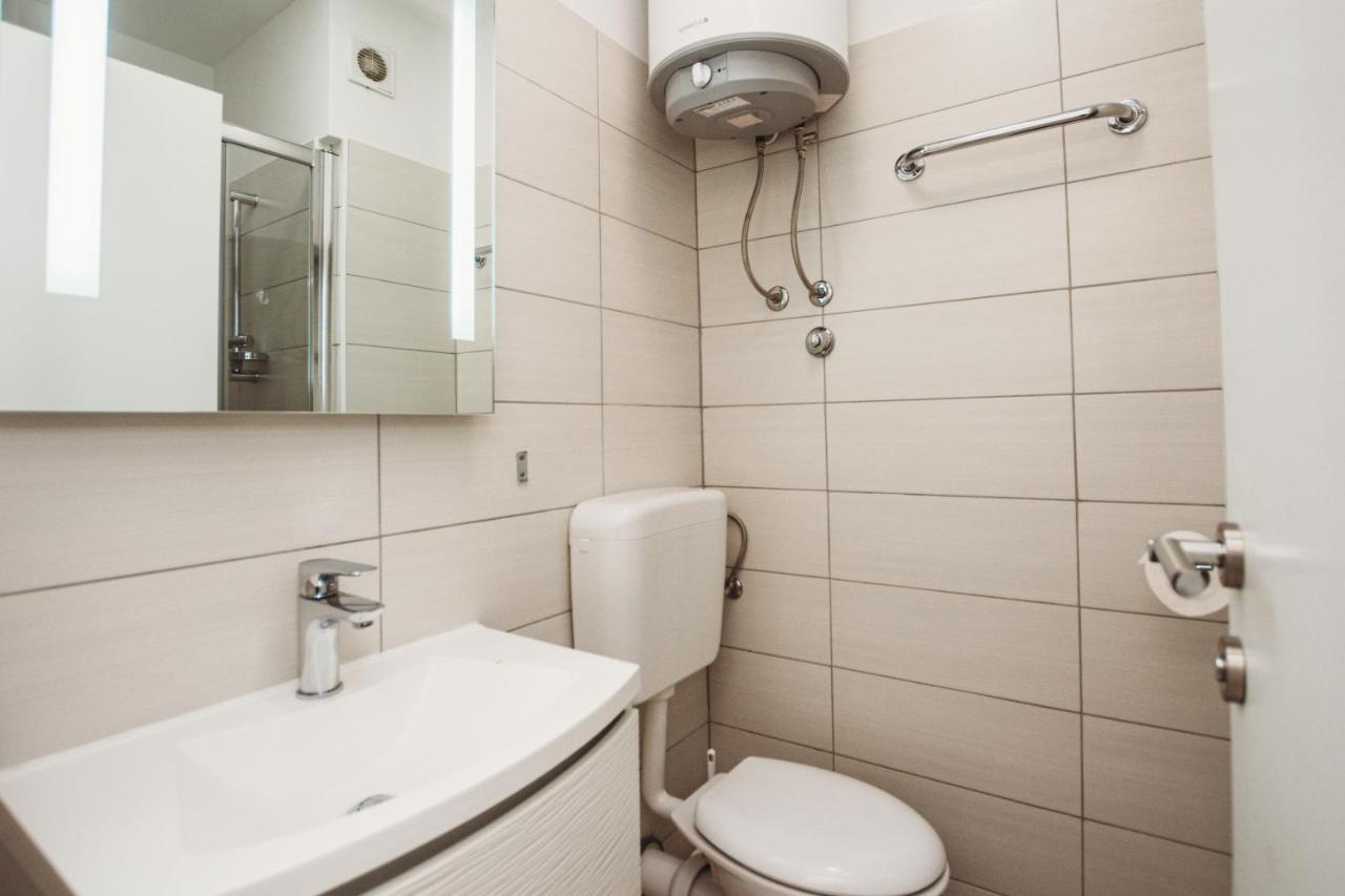 Double And Single S Apartments Zára Kültér fotó