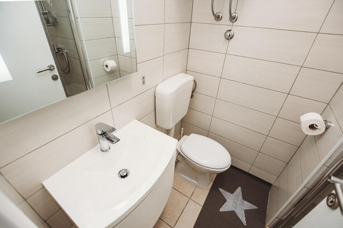 Double And Single S Apartments Zára Kültér fotó